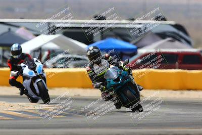 media/Apr-09-2022-SoCal Trackdays (Sat) [[c9e19a26ab]]/Turn 2 (1140am)/